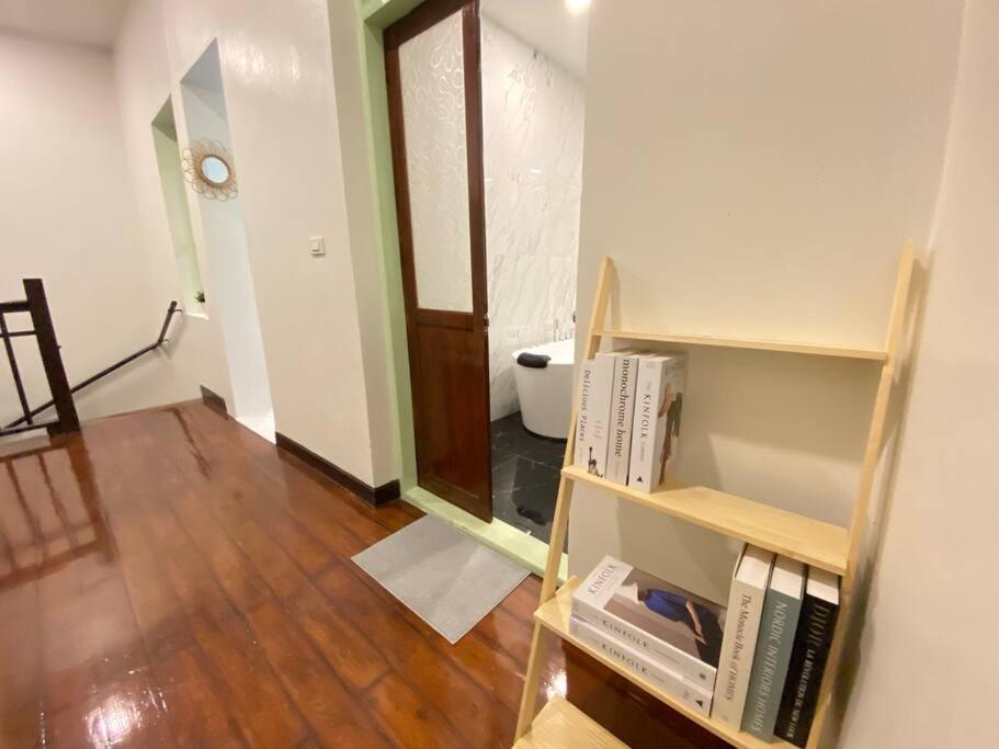 House 3 Rooms,silom,china Town,bts Surasak * Bangkok