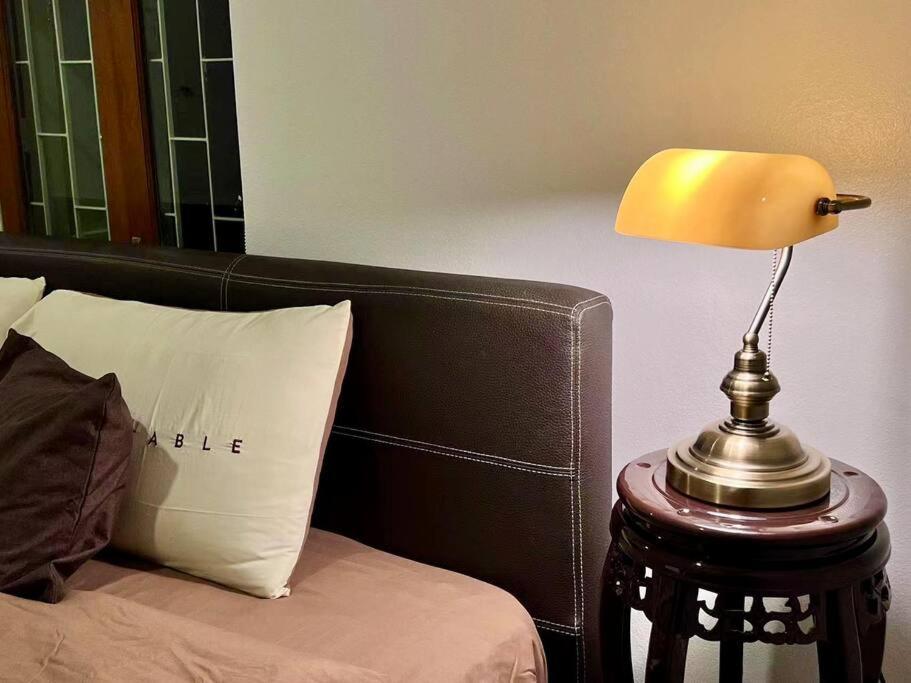 House 3 Rooms,silom,china Town,bts Surasak * Bangkok