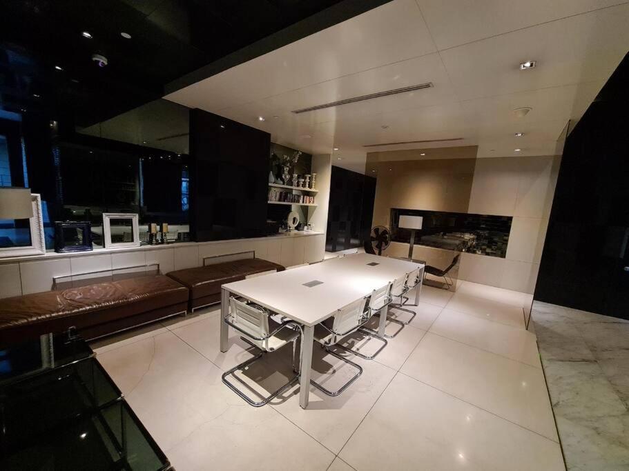 1br Top-rated At Thonglorbts Apartment Bangkok