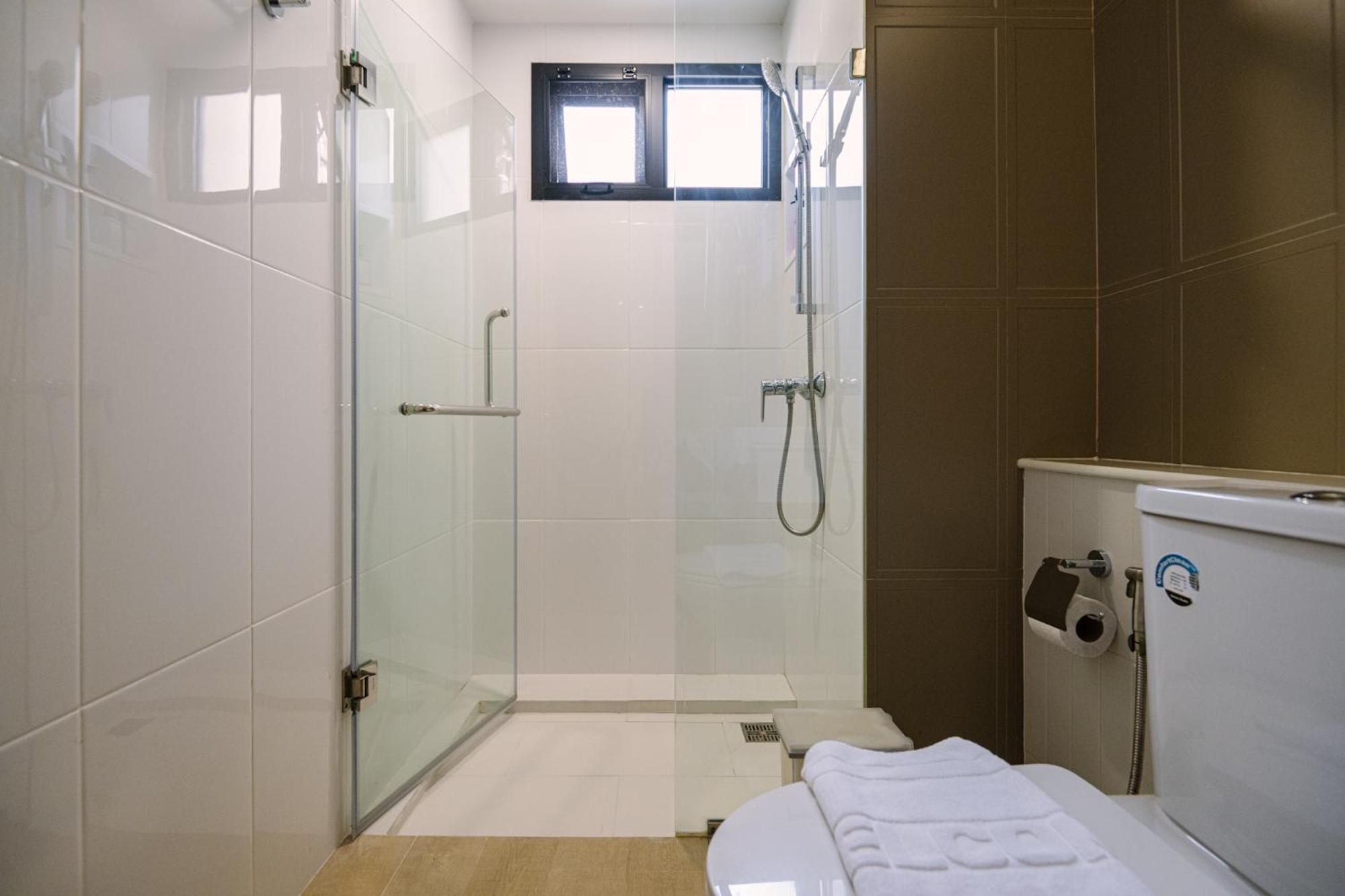 Moon House Bkk 3b *