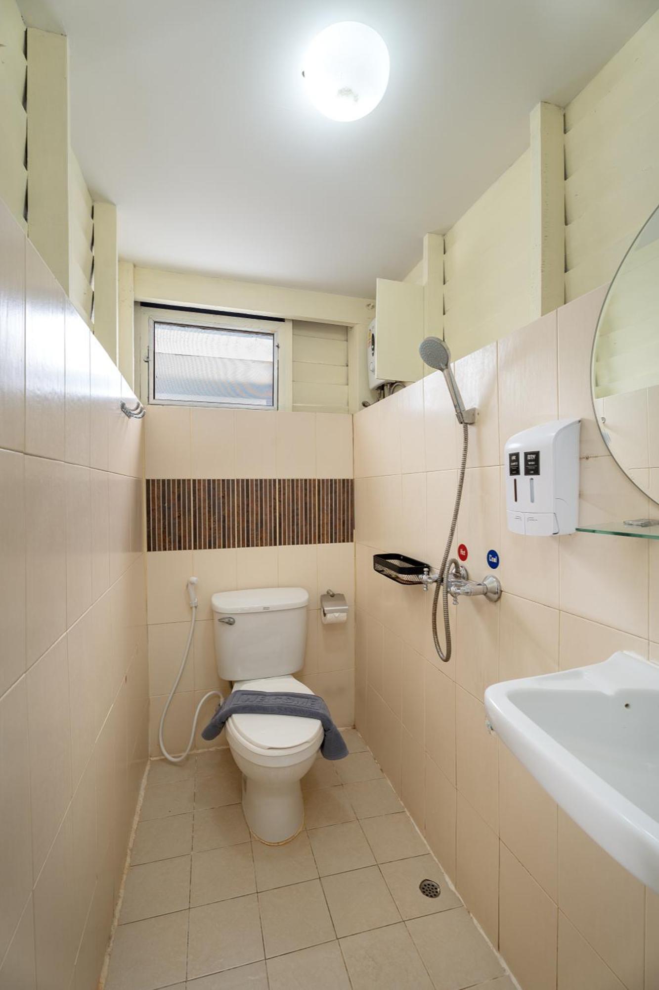 Hotel Bangphlat 3*