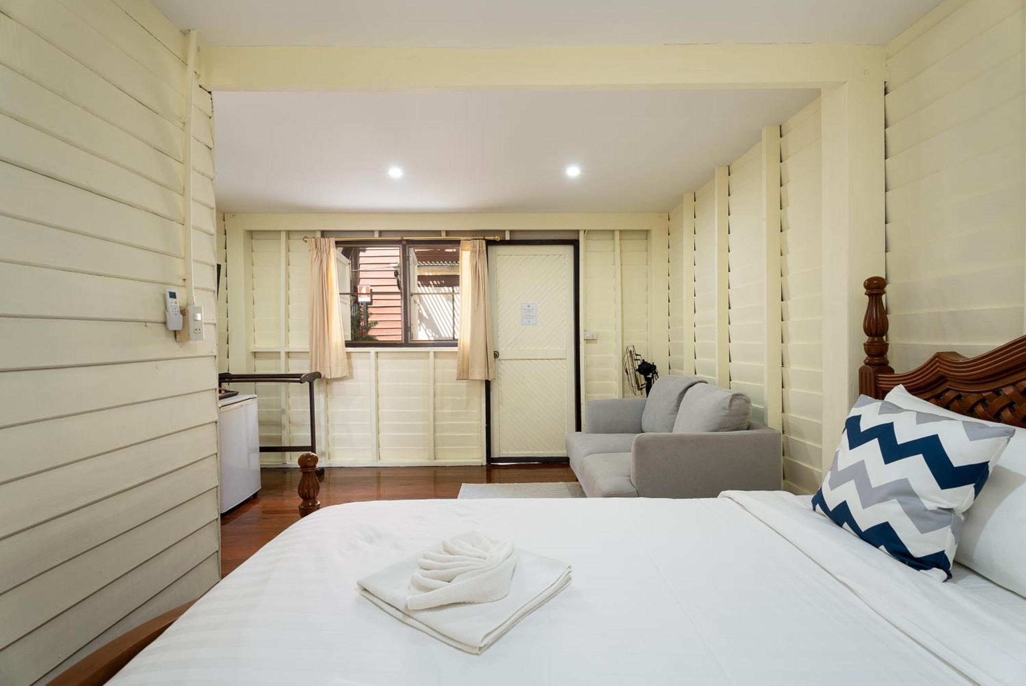 Hotel Bangphlat