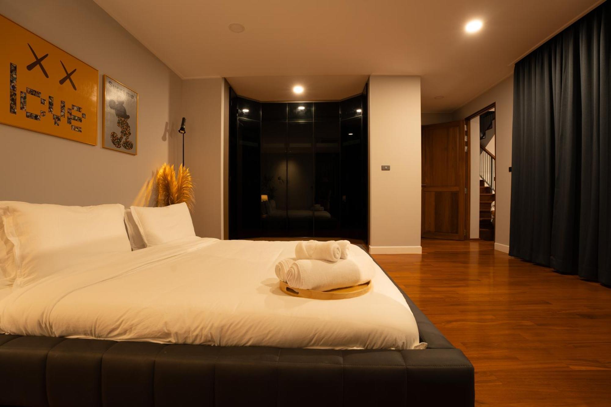 Villa 943summer Villa曼谷中心asok&tong Lor800平海天别墅 Bangkok