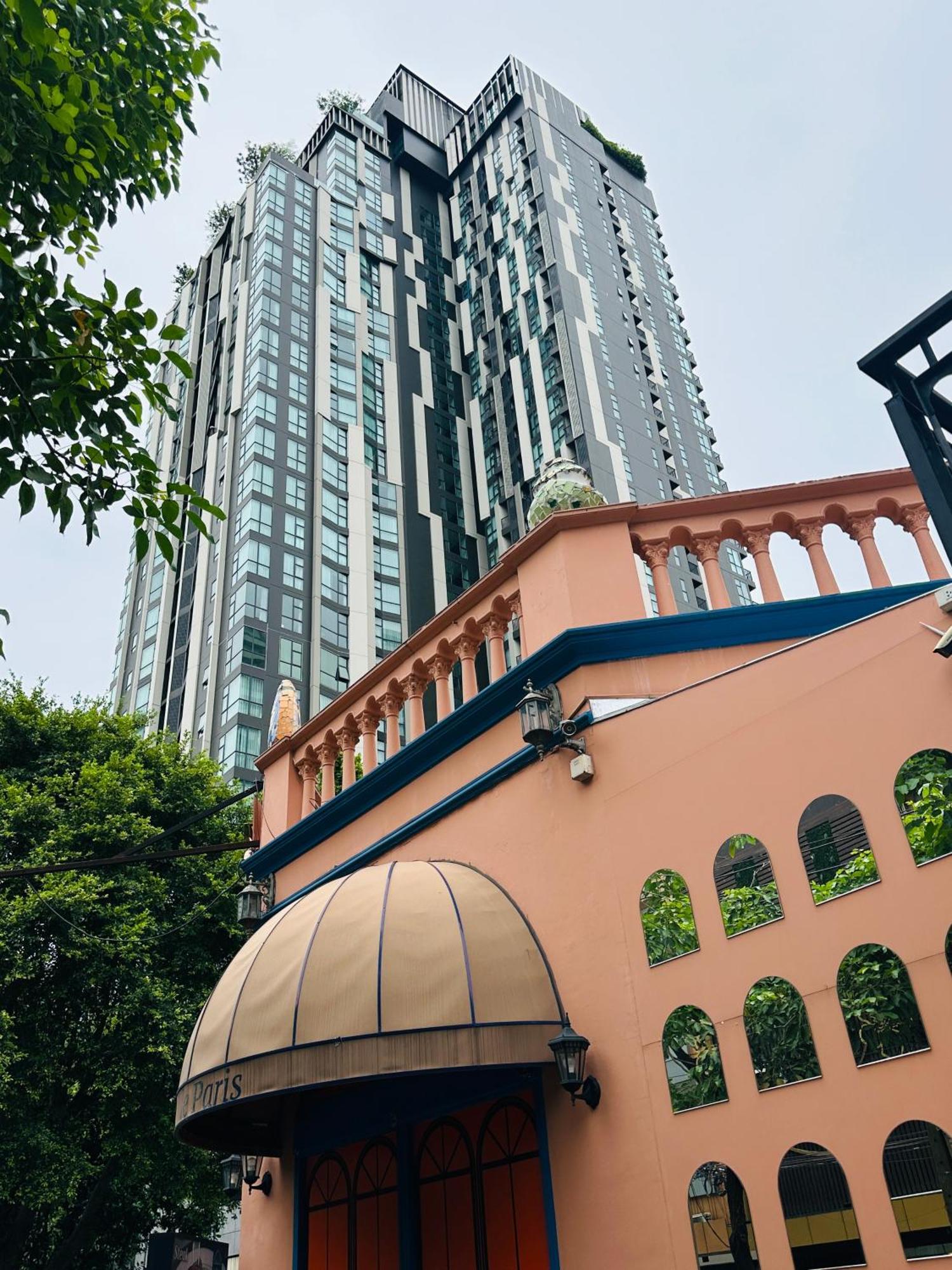 Apartment New Ekamai Thonglor Luxury Near 711, Bts, Mall Bangkok