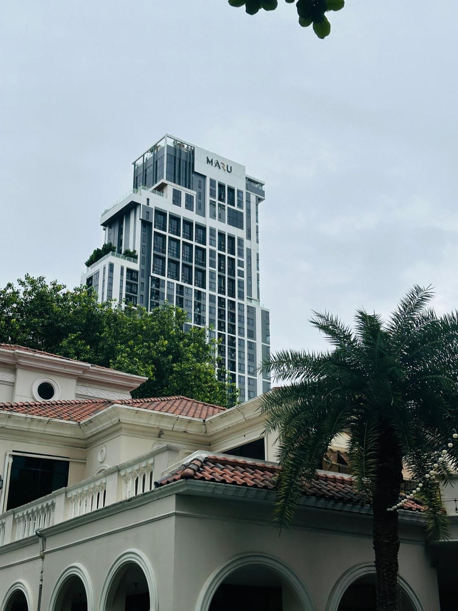 New Ekamai Thonglor Luxury Near 711, Bts, Mall *
