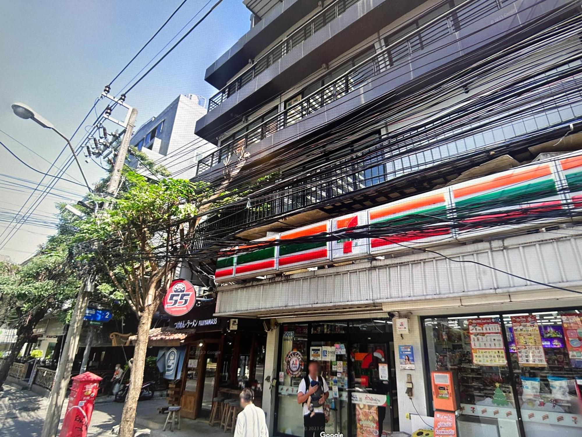 New Ekamai Thonglor Luxury Near 711, Bts, Mall Apartment Bangkok