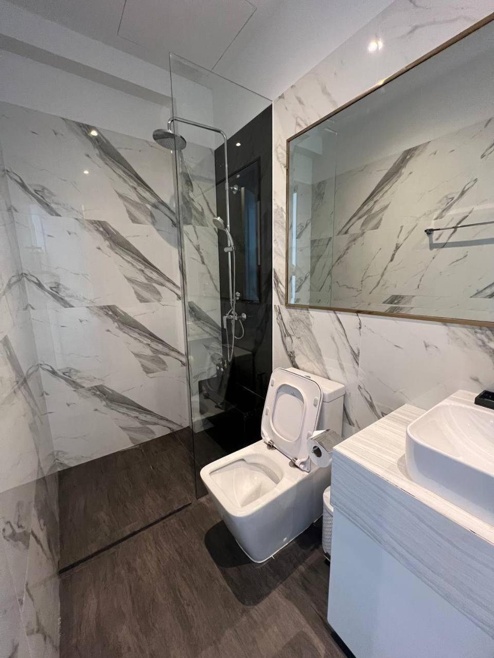 Luxury Pool 5br 12pax With Private Lift In Ekkamai * Bangkok