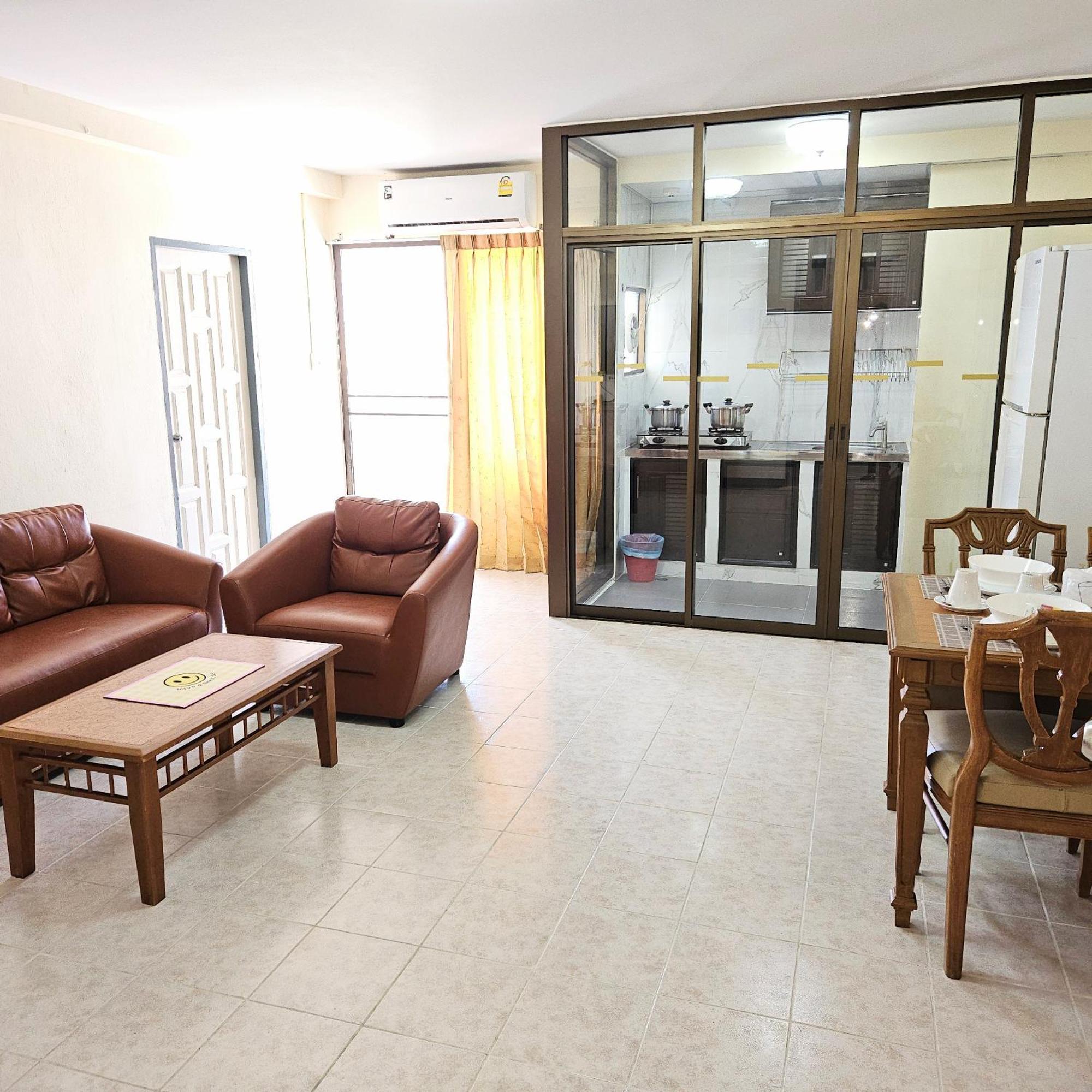 Sri Close Apartment *