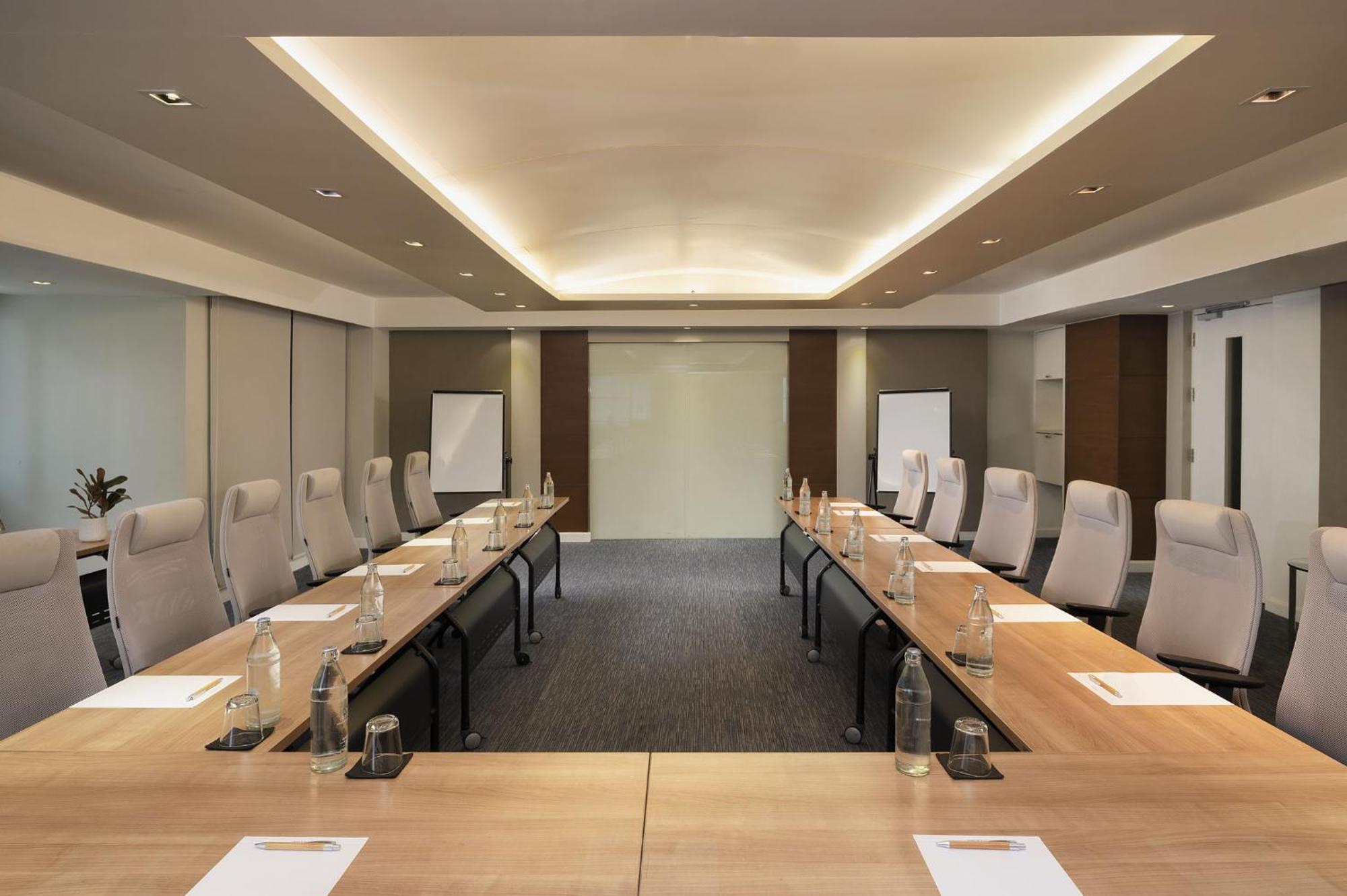 Hotel Parkroyal 4*