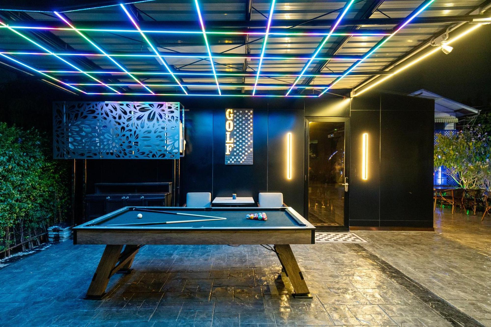 The One Smart Living 4*