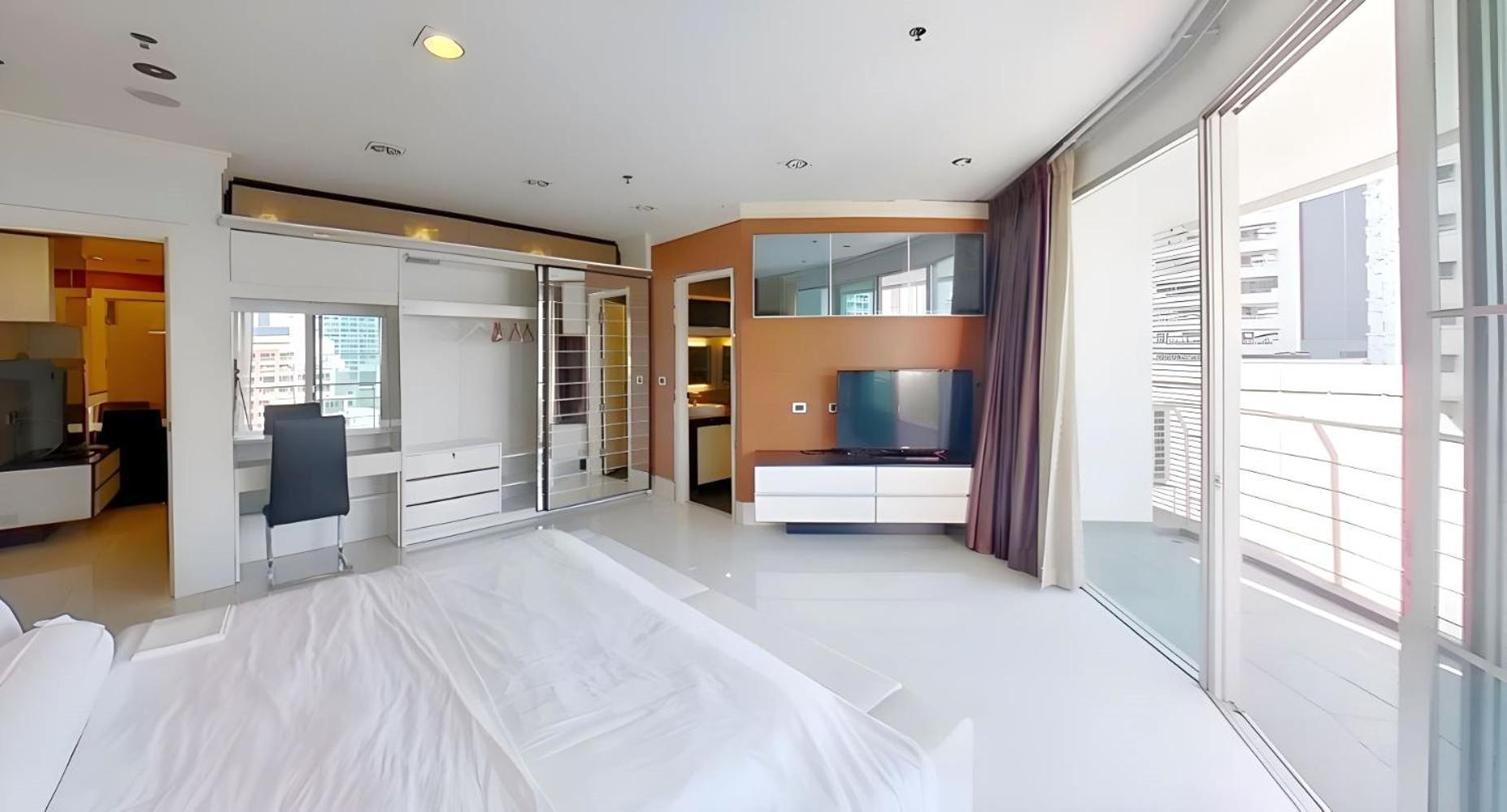1million Dollar Lovely Large Asoke Mrt Bts Central Asoke * Bangkok