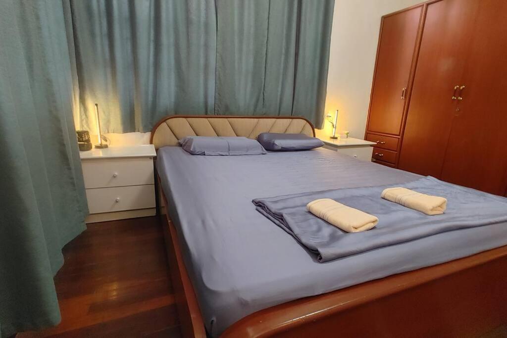 Holiday home 特具泰国风格大花园独栋别墅 订三晚以上提供免费10座车接机一次 Bangkok