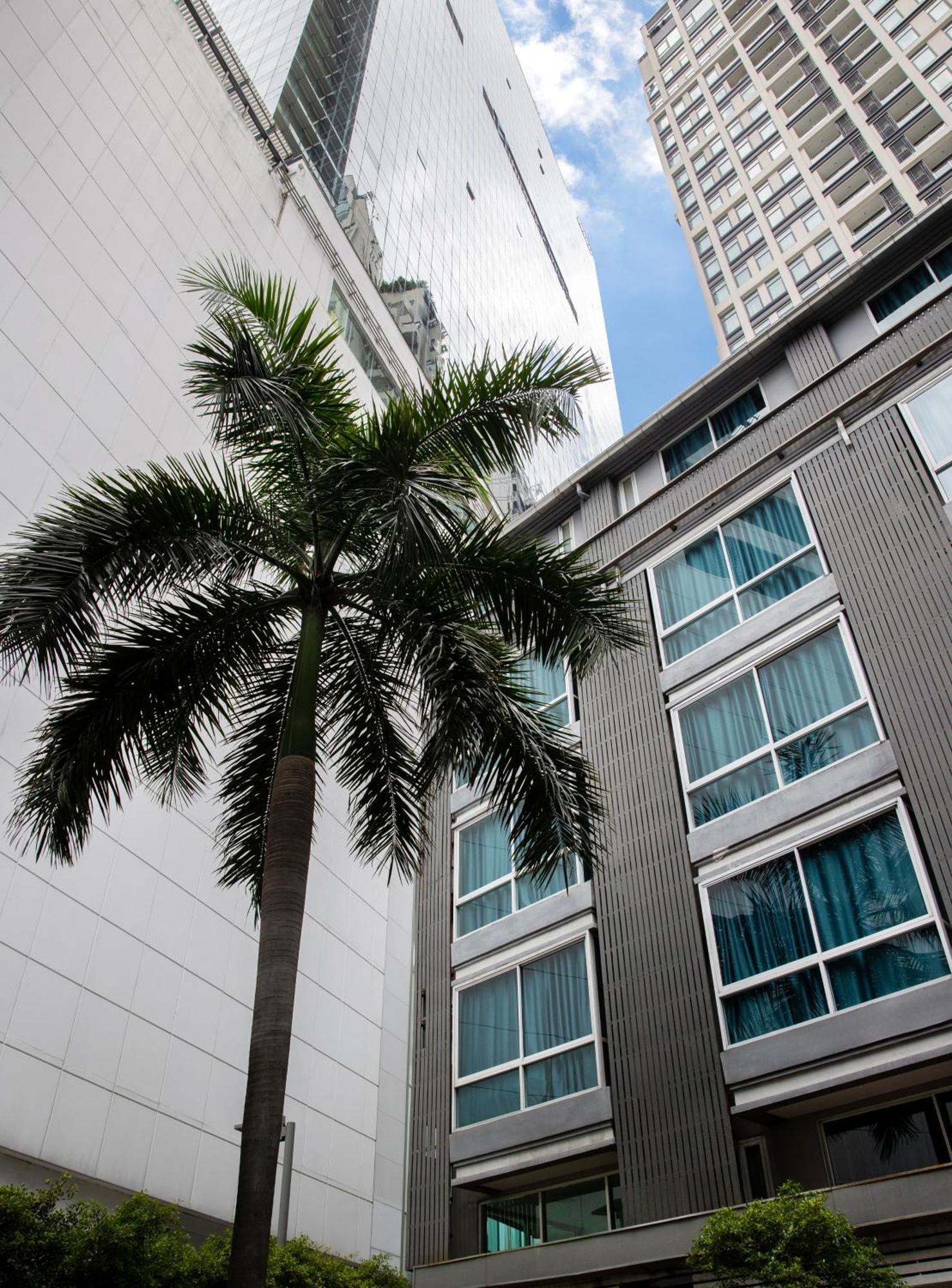 Hotel Nantra Sukhumvit 39 3*