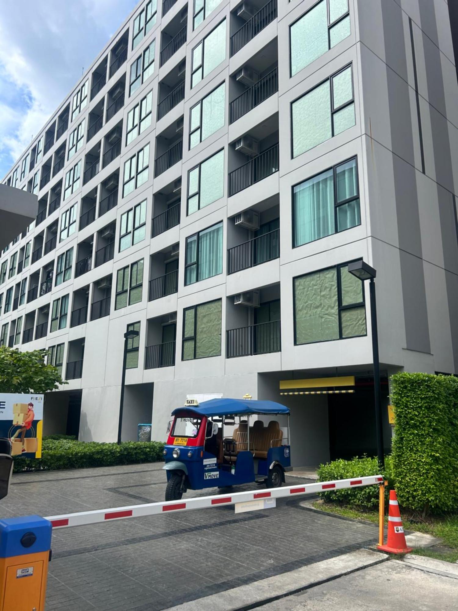 Apartment Sathorn Charoen Nakhon