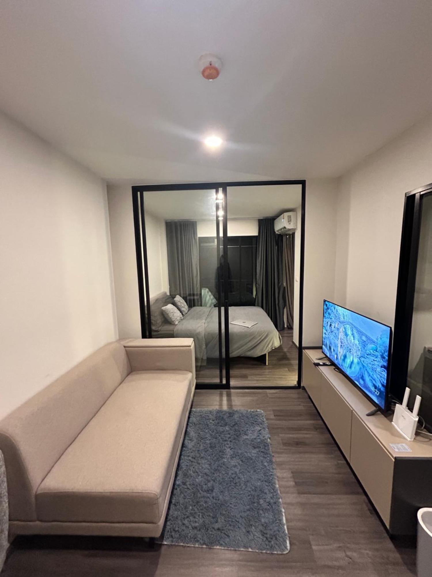 Sathorn Charoen Nakhon