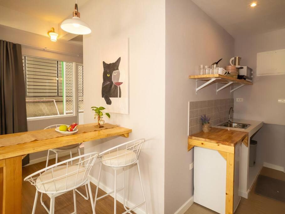 Cozy For 3 Guests In The Heart Of Silom - 3b Apartment *