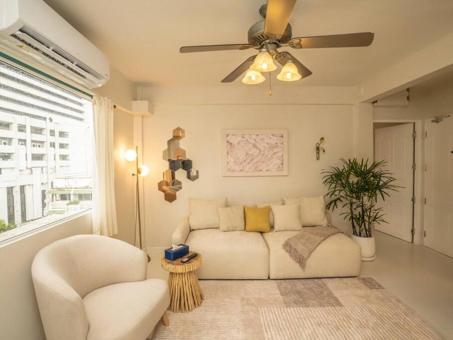 Apartment Cozy 2-bedroom In Silom Center - 6a Bangkok