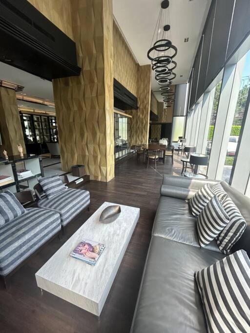 1br At Thonglor Bts Infinitypool Overlooking * Bangkok
