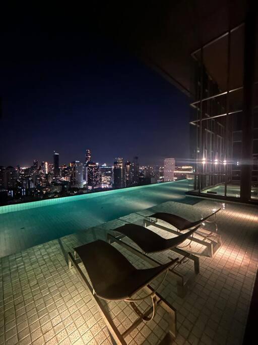 Apartment 1br At Thonglor Bts Infinitypool Overlooking Bangkok