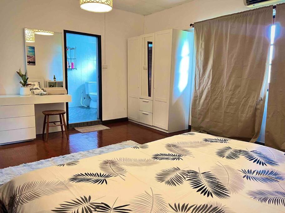 House 5rooms,bts Nana Villa Bangkok