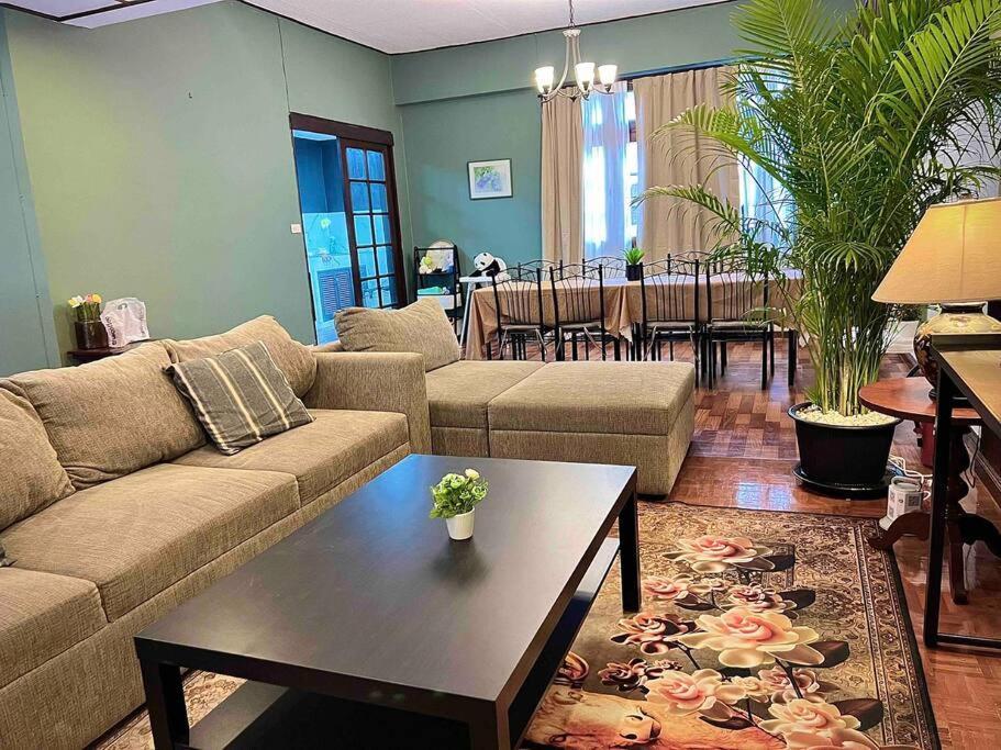 Villa House 5rooms,bts Nana Bangkok