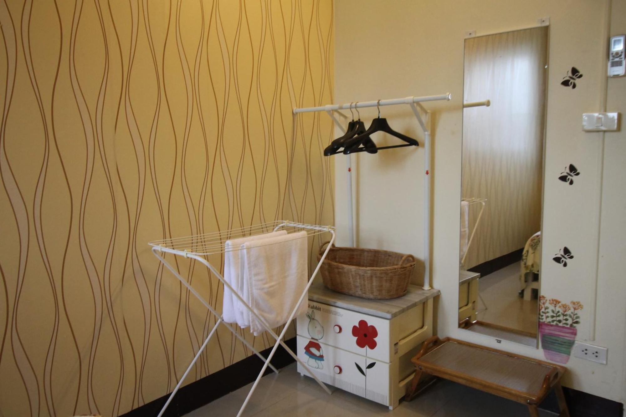 Baan Nampetch Hostel Bangkok