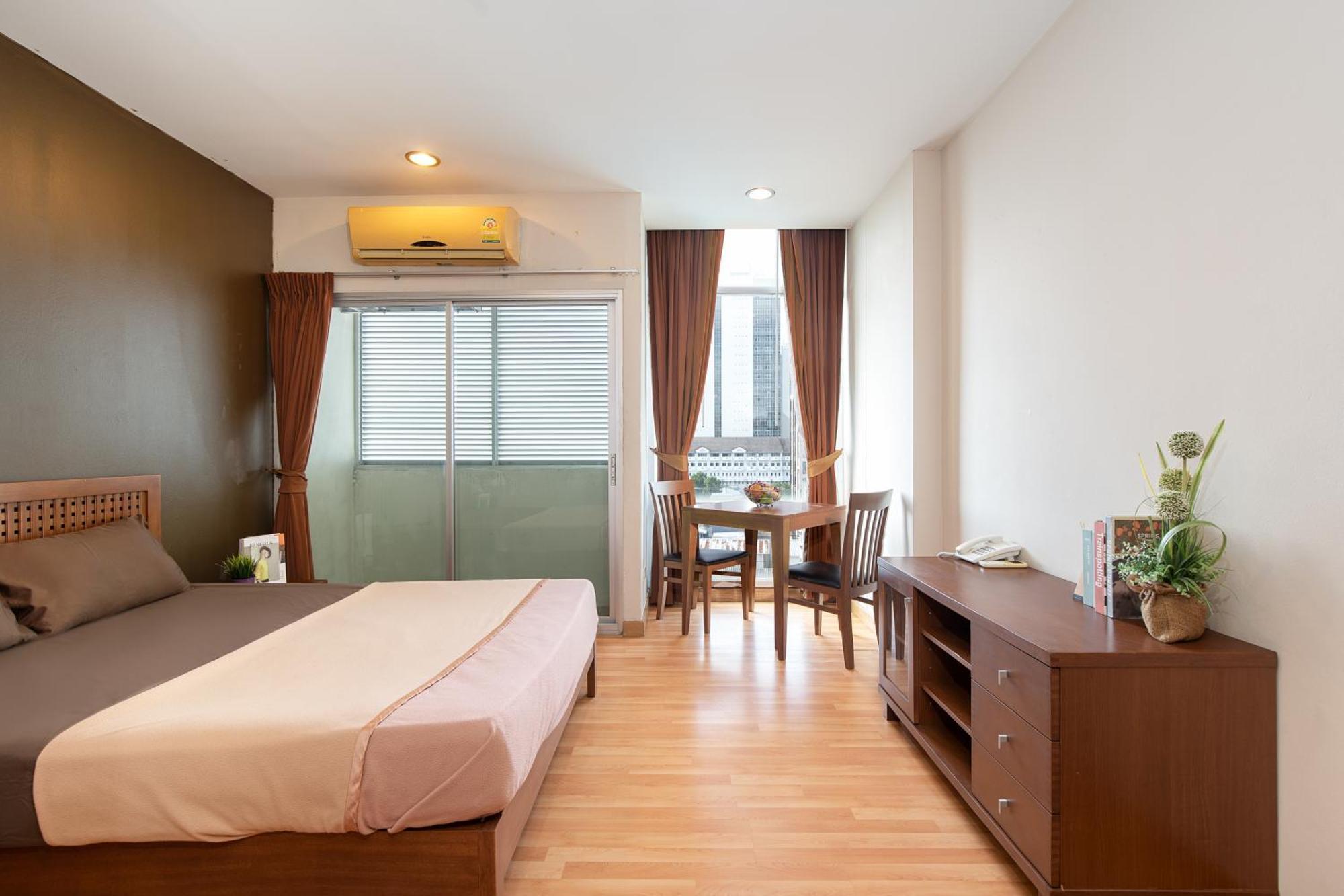 Apartment 181 Ekkamai