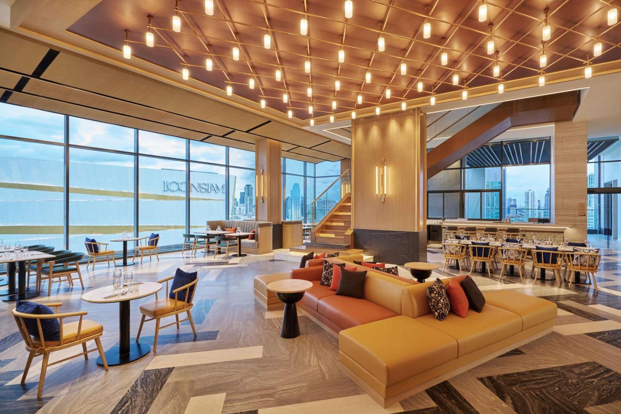 Hotel Hilton Garden Riverside 4*