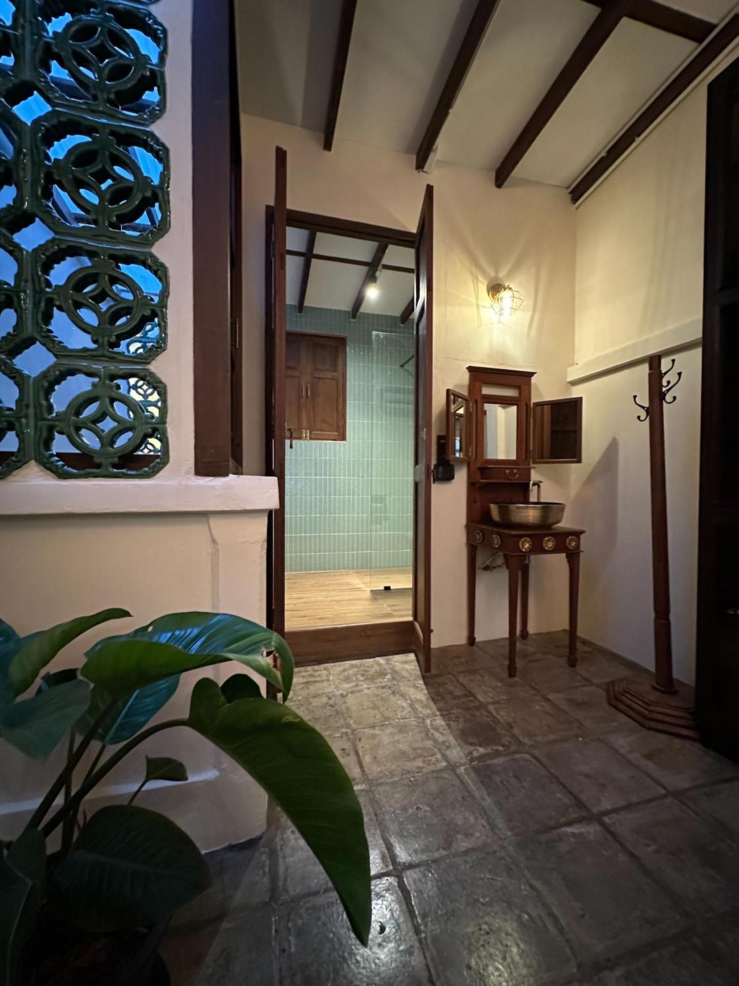 The Courtesan At Yaowarat, Townhome 80 Sqm Pangsapuri *