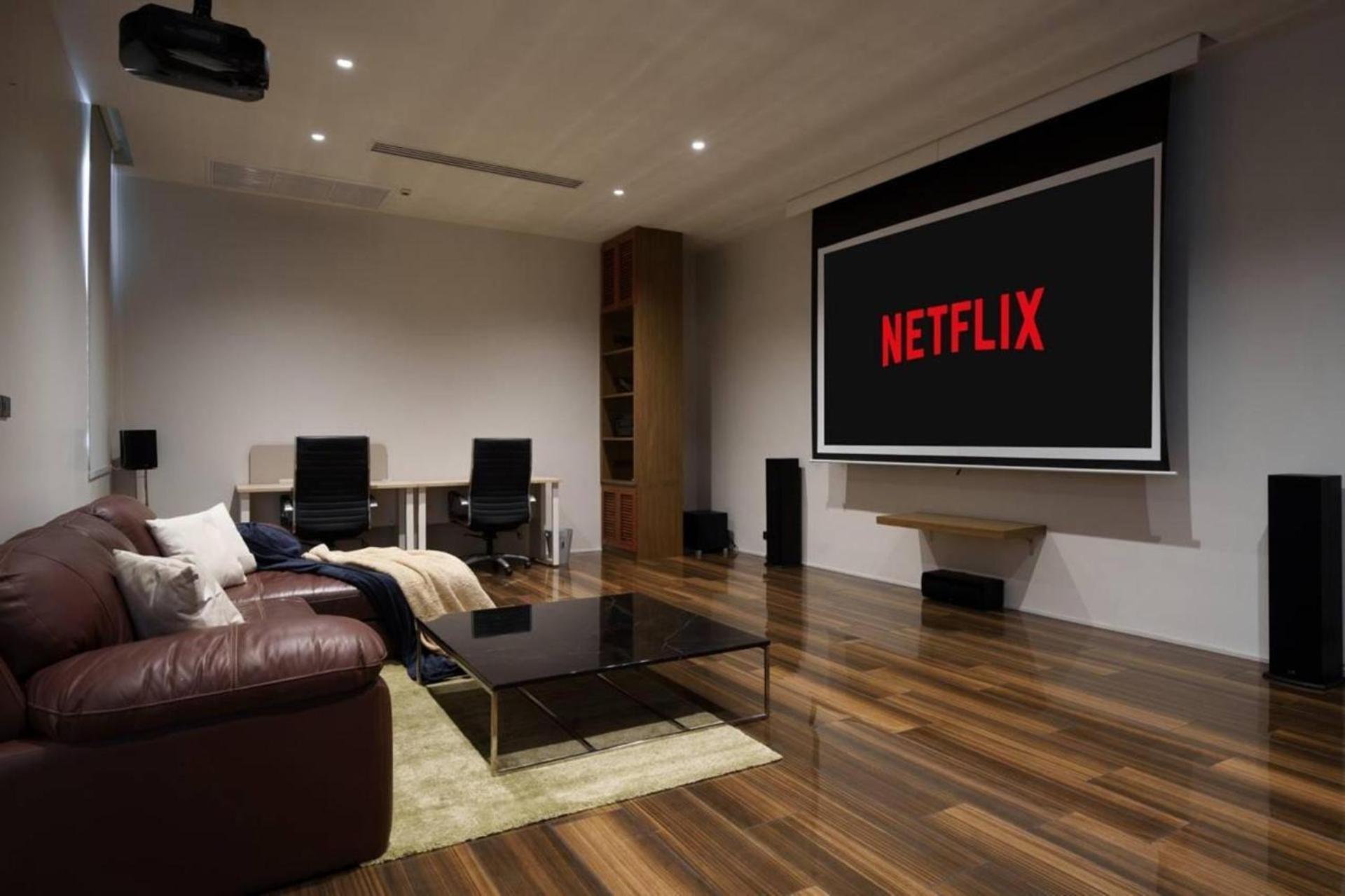 Ekkamai Luxury With Cinema Villa *