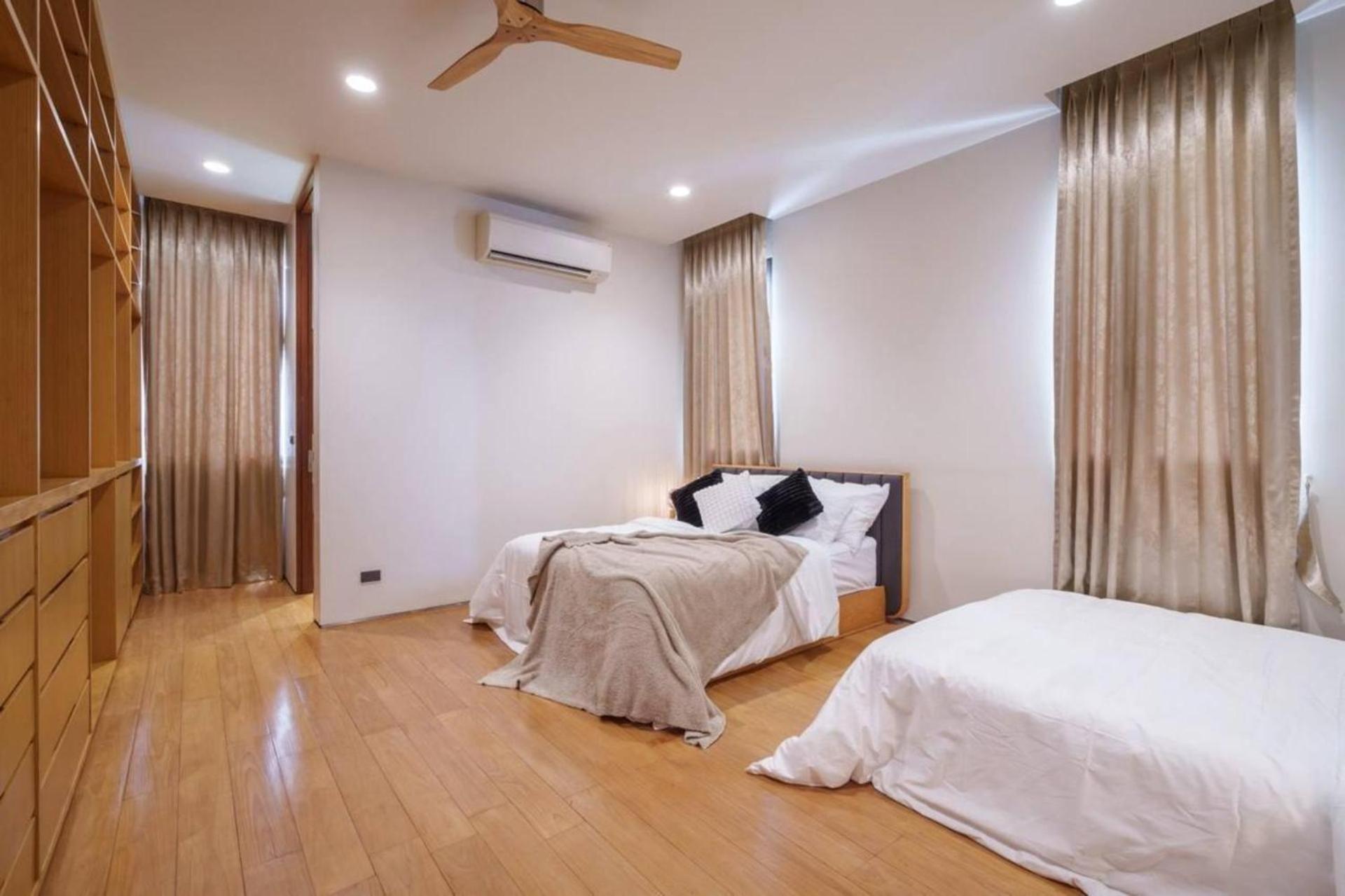 Ekkamai Luxury With Cinema Vila *