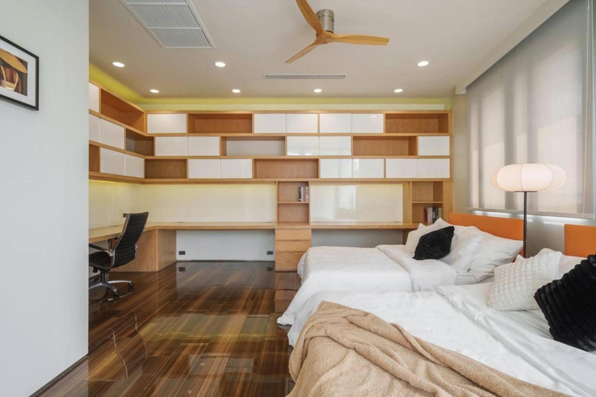 Ekkamai Luxury With Cinema Villa *