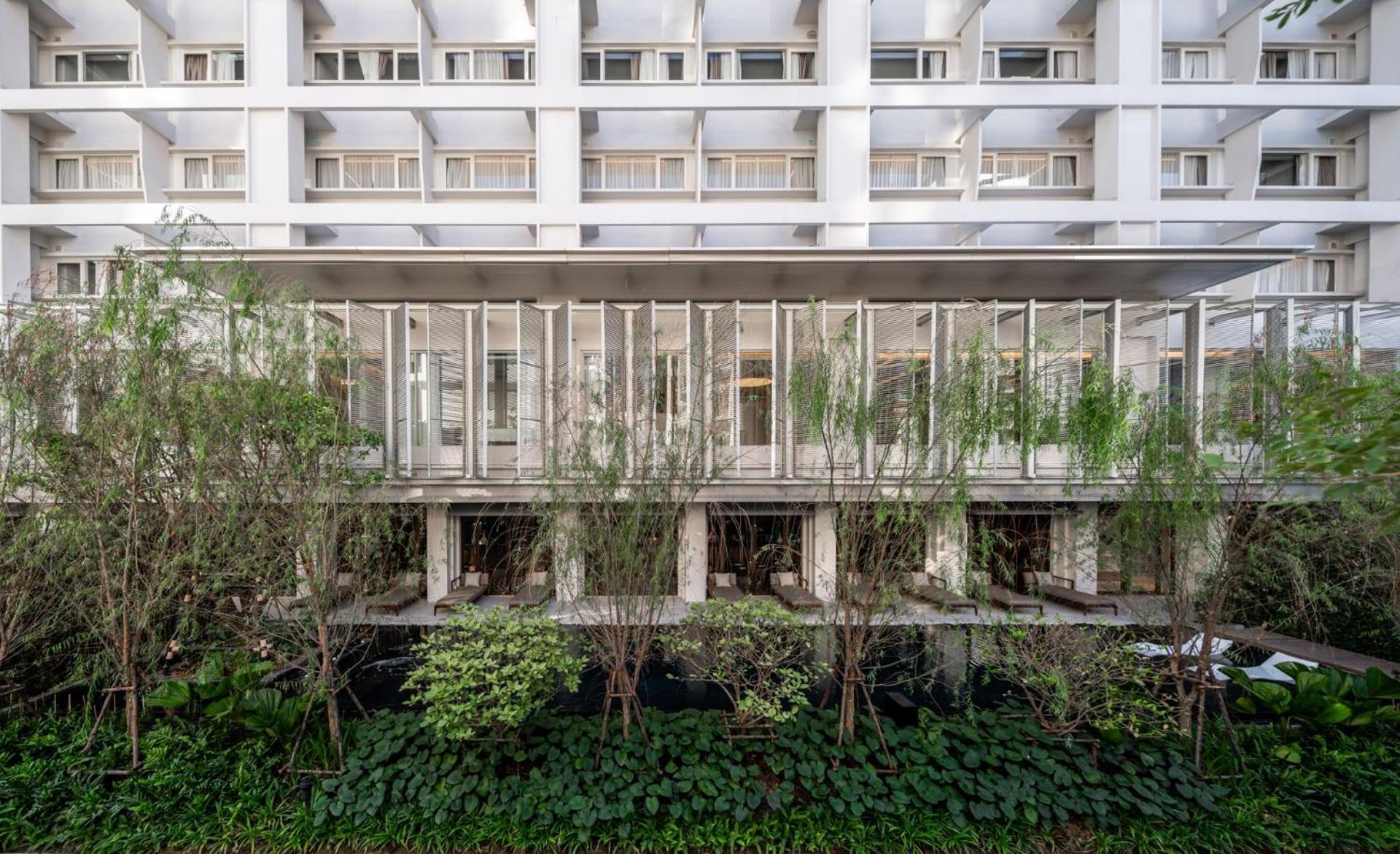 Maison Hotel