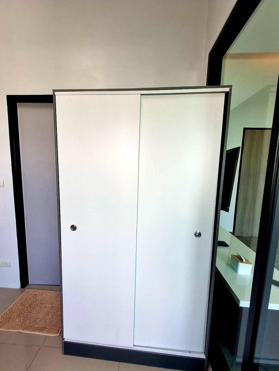 Apartment Aqua Residences: New Near Wutthakat Bts Station Bangkok