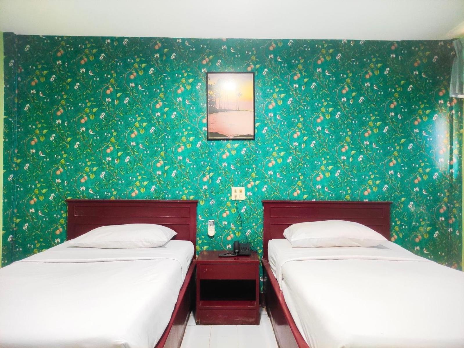 Woodlands Hotel Bangkok