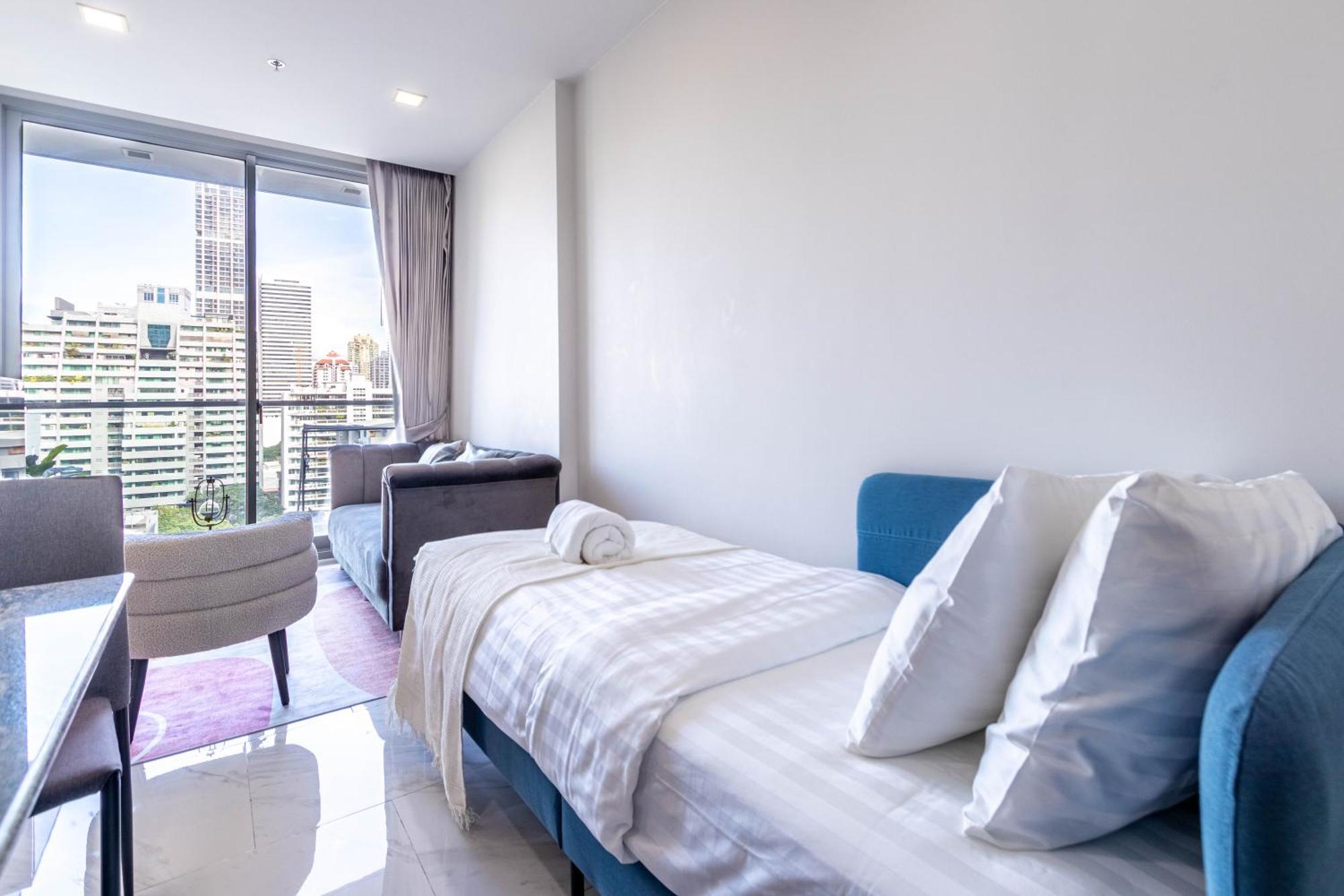 Hyde Sukhumvit 11 Branded