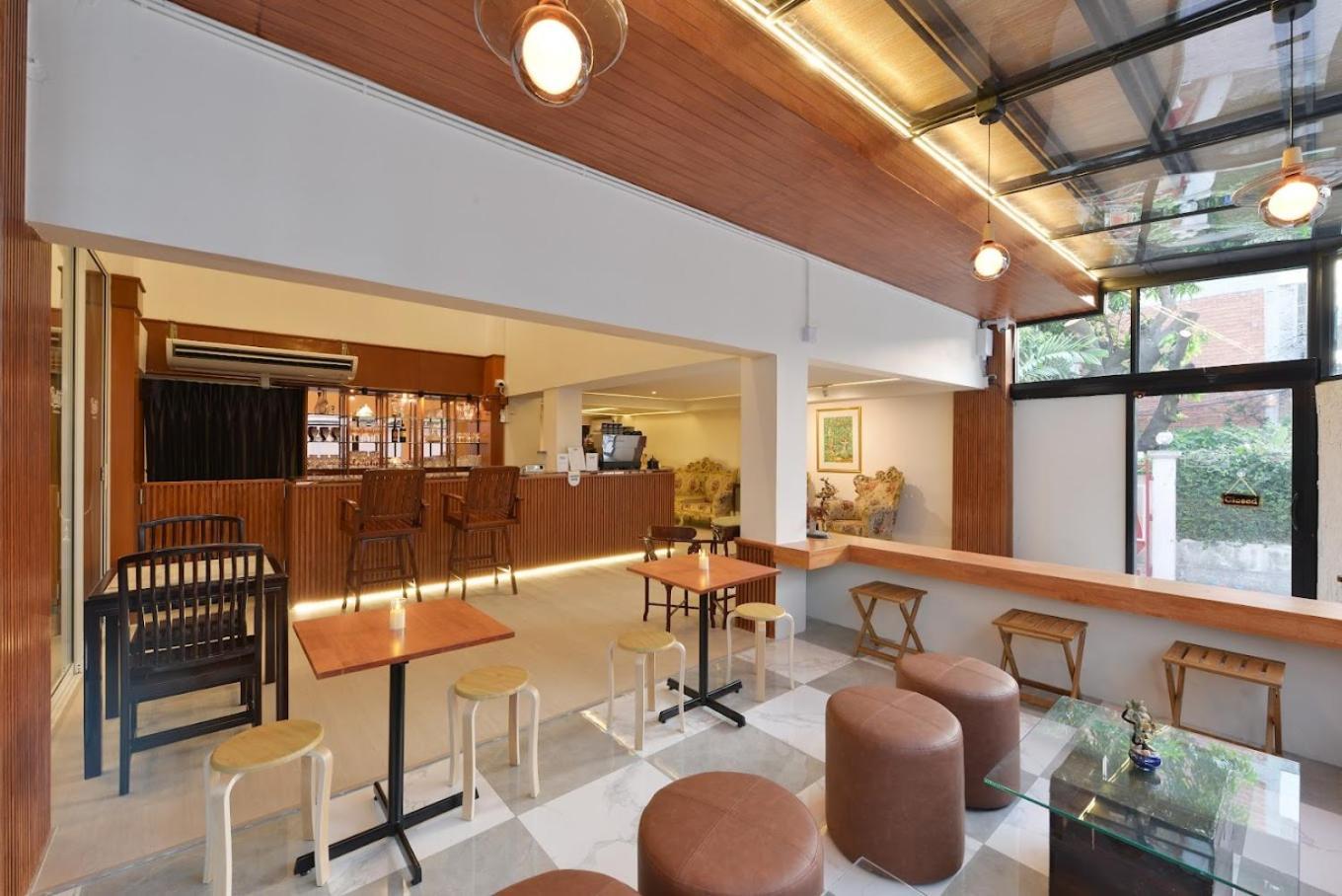 Hostel Ratchathewi Hyde Away