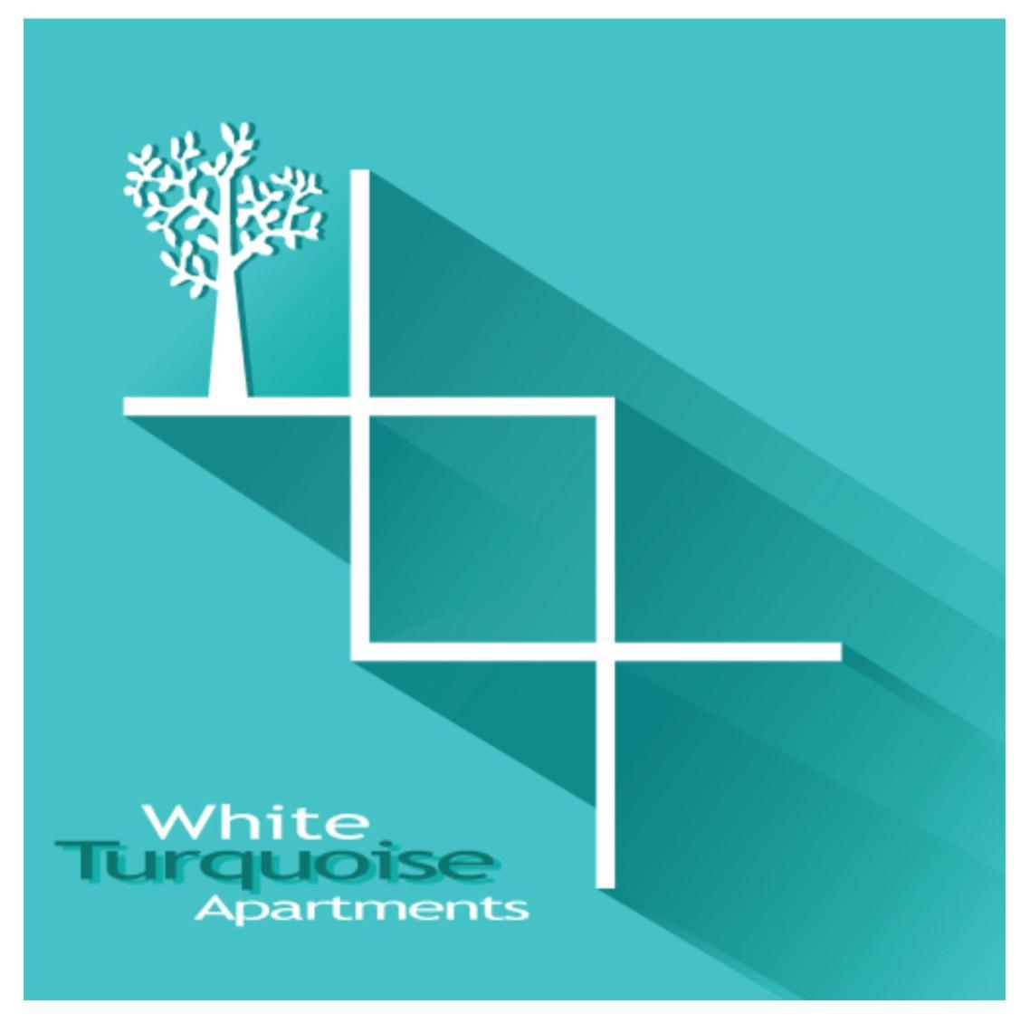 White Turquoise Apartment *