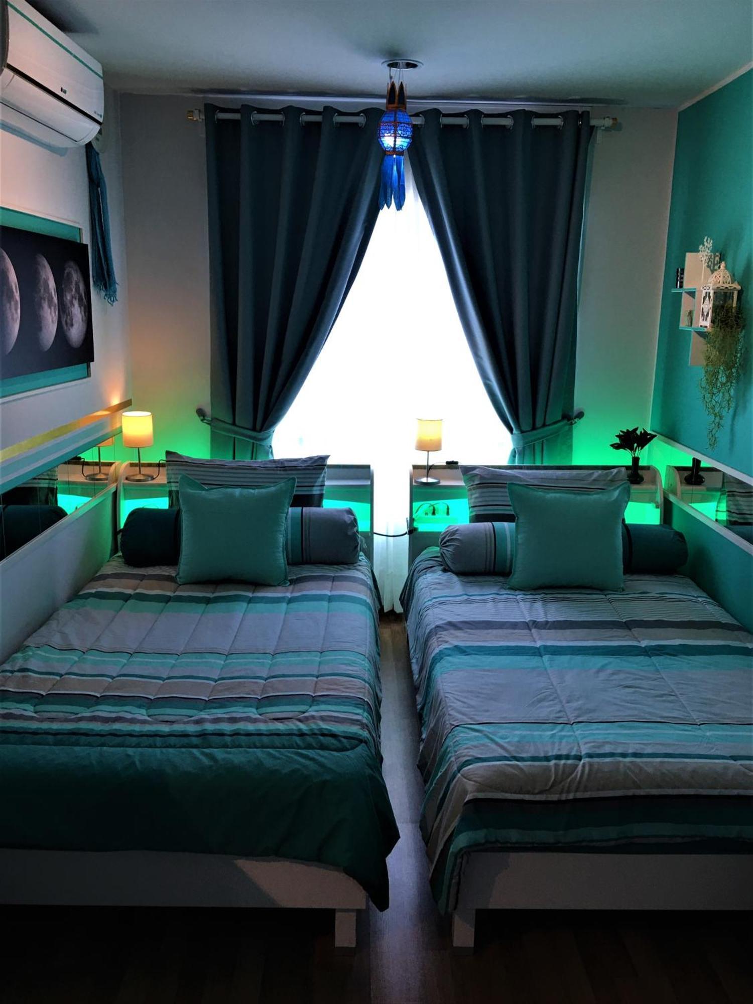 Apartment White Turquoise