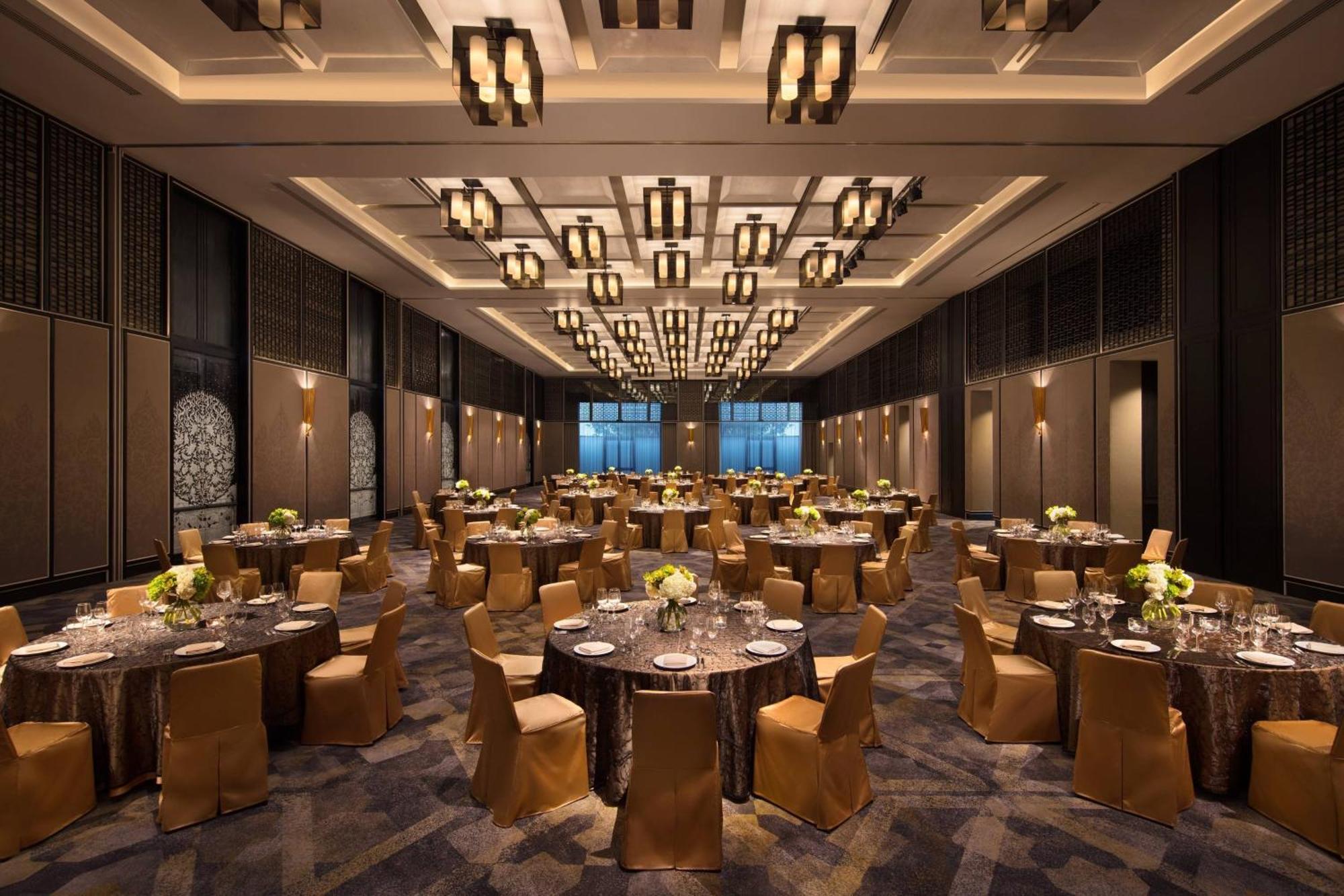Marriott The Surawongse Hotel 5*