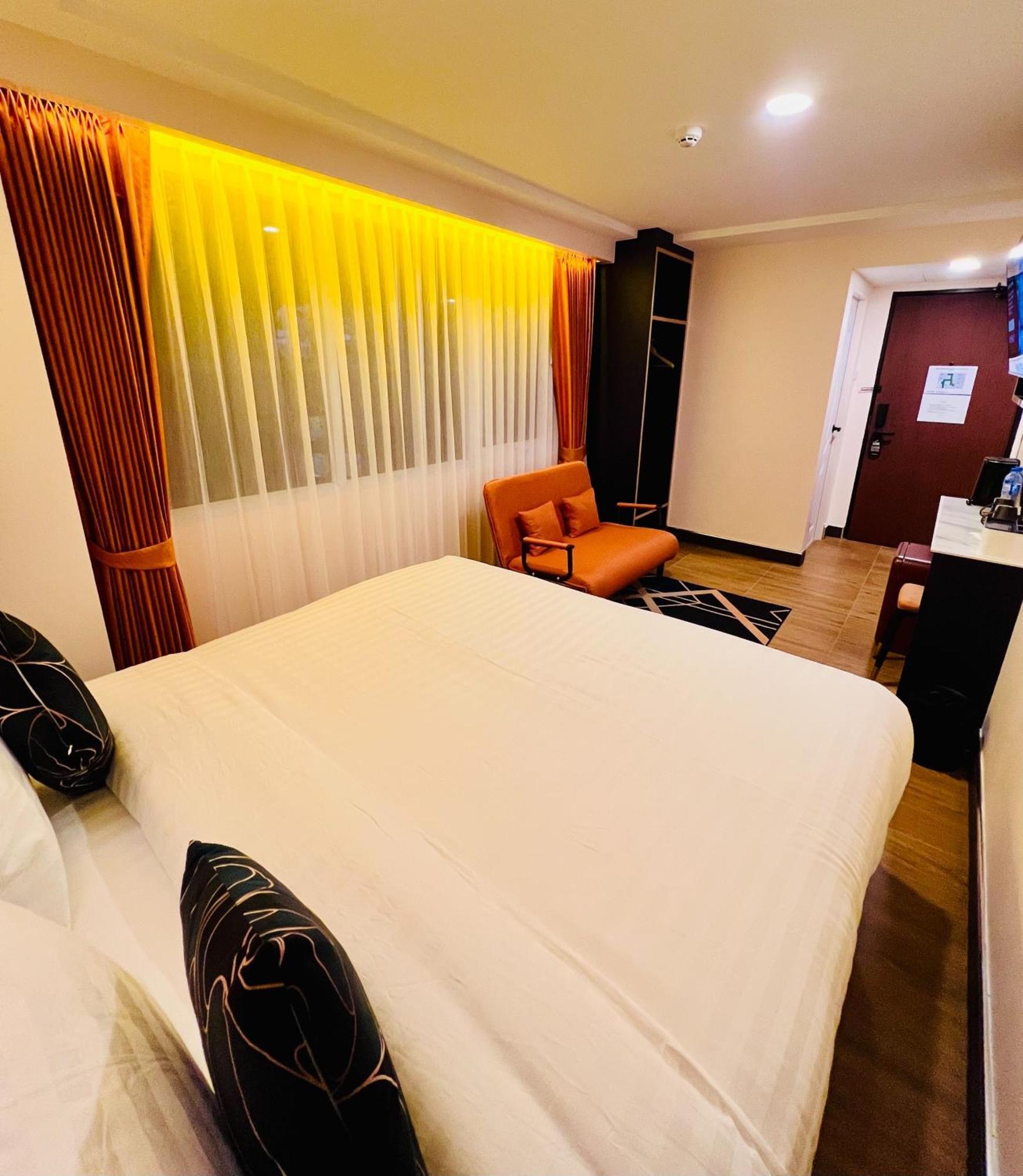 Emiri - Nana Hotel