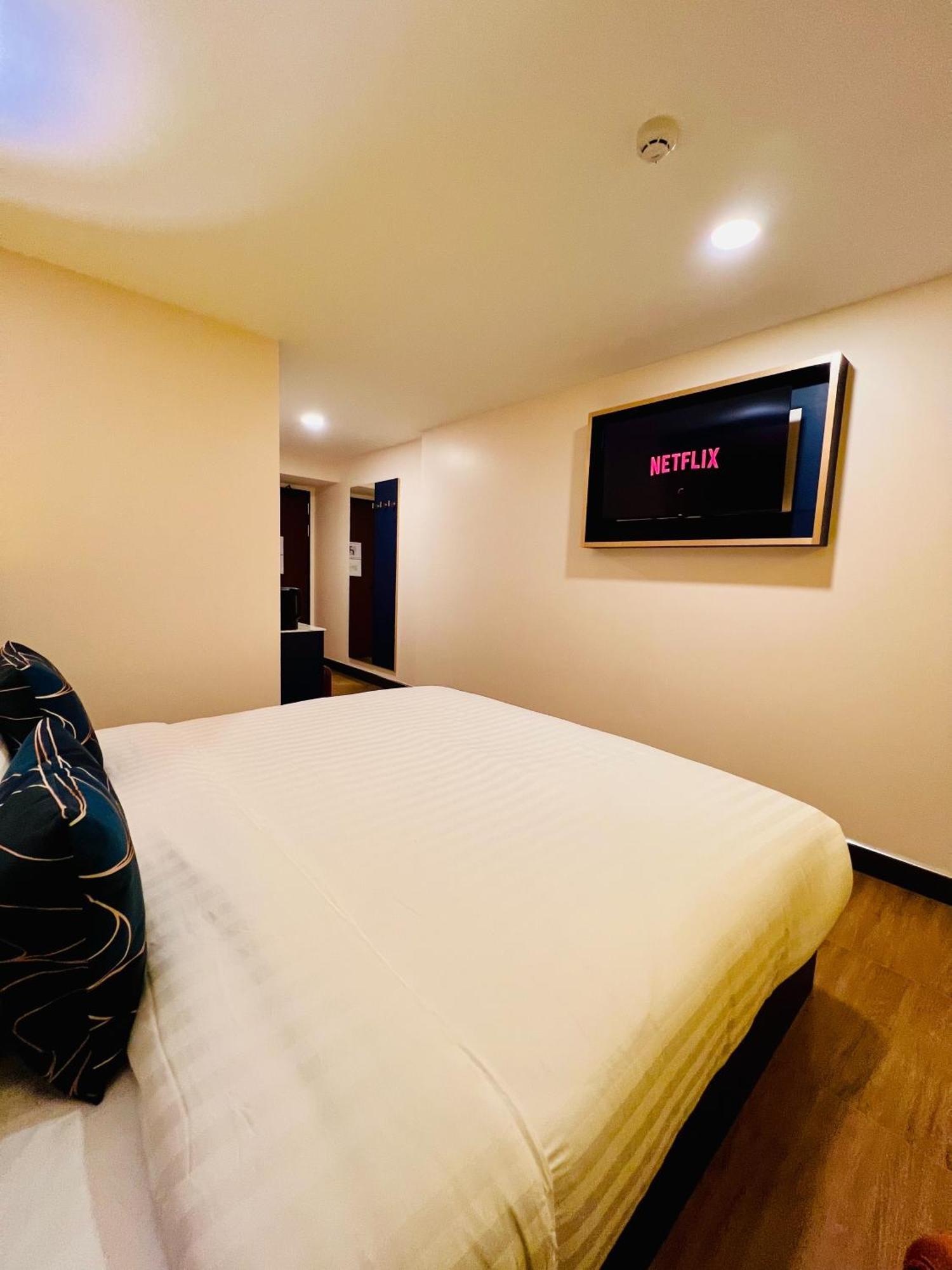 Emiri - Nana Hotel Bangkok