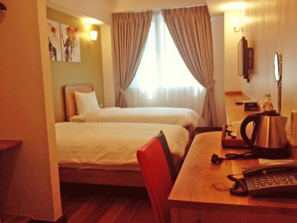 Hotel Cozy At 9 And Kitchen 3*