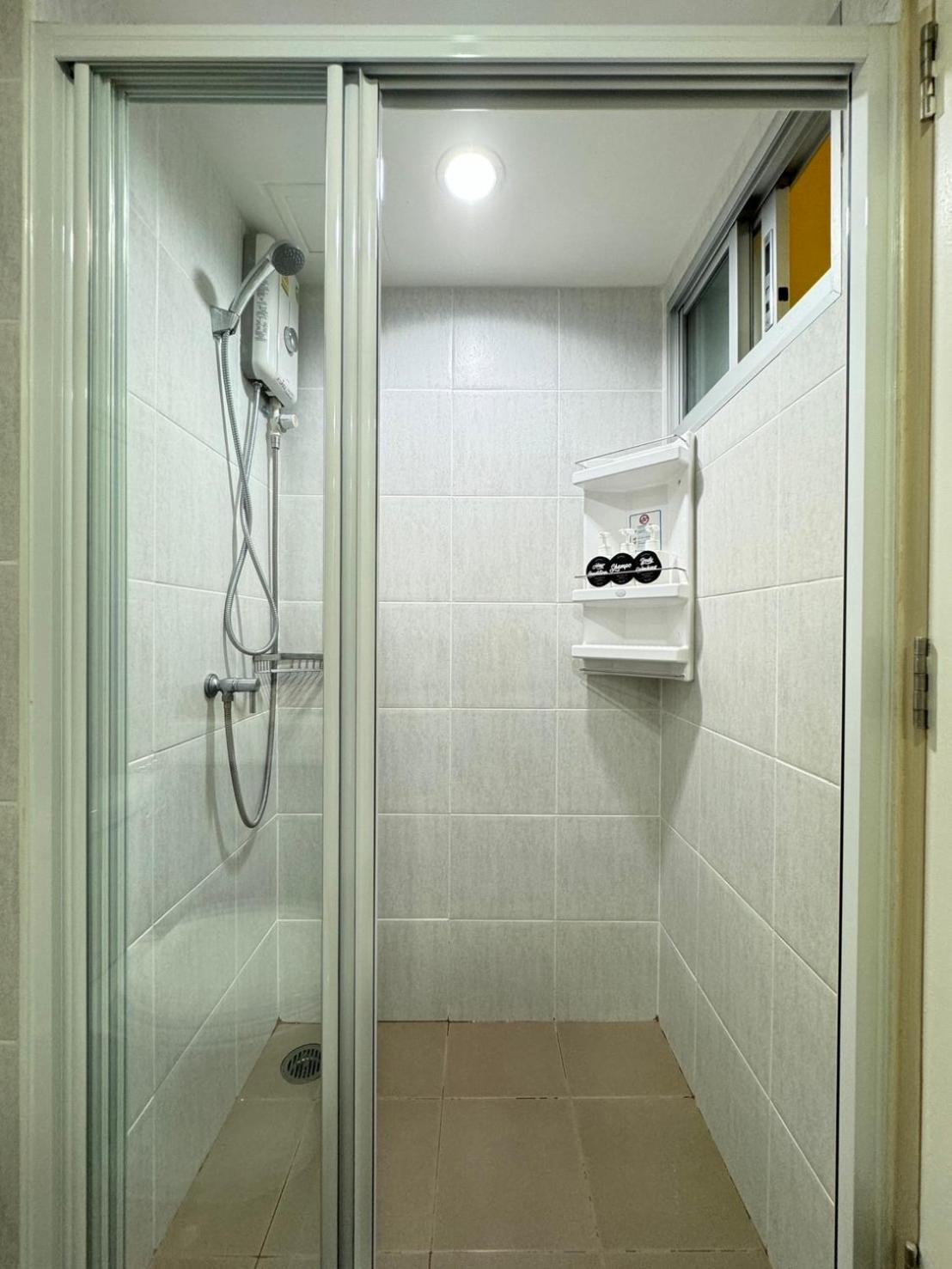 Apartment Annahome60latkrabang Bangkok