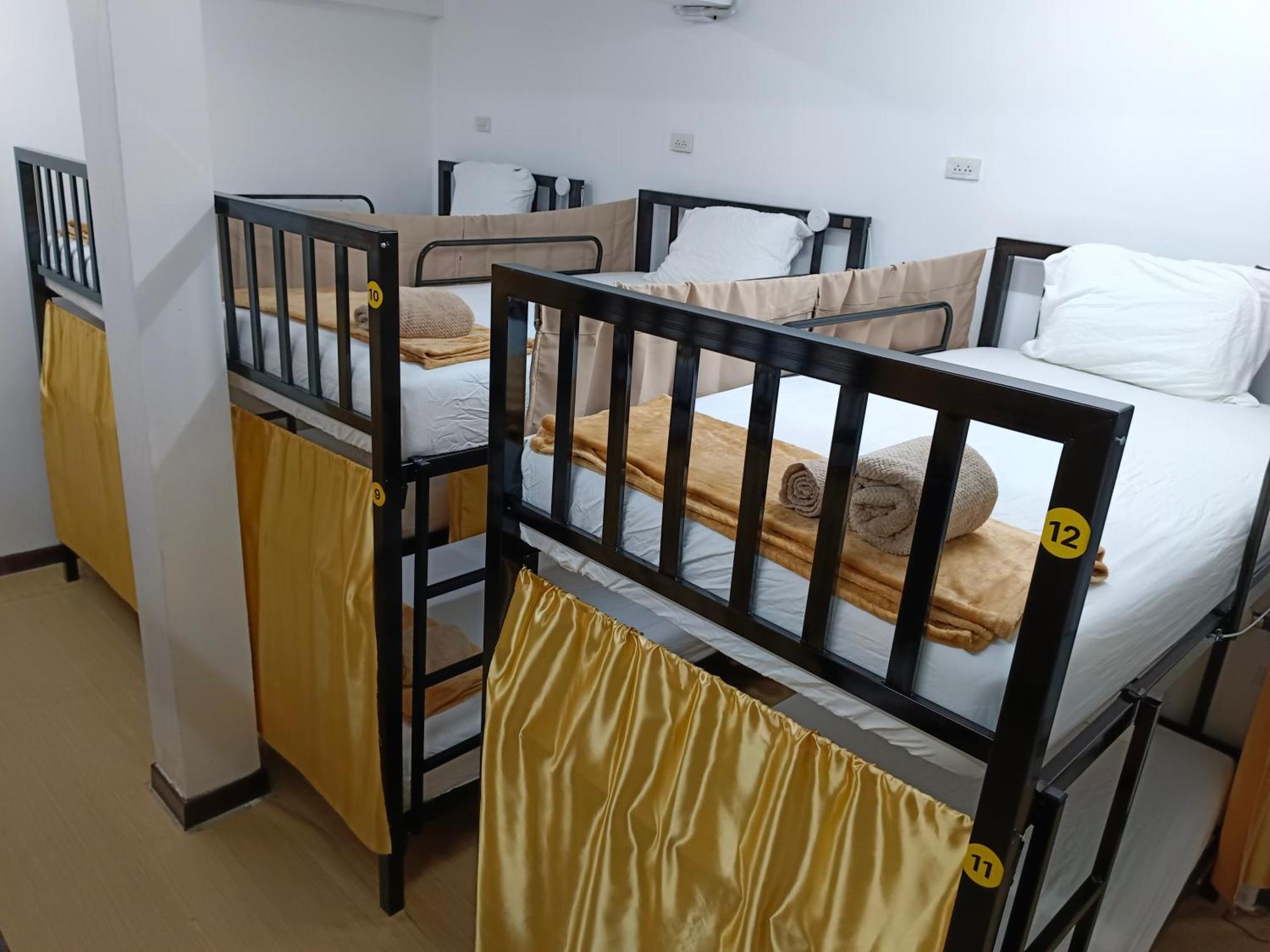 Silom Hostel *