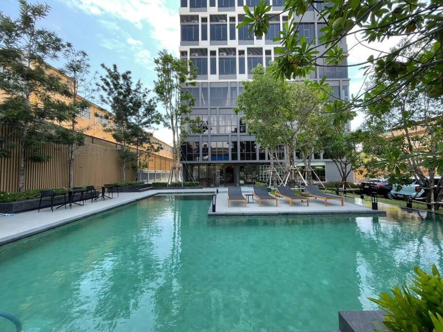 2001bts On Nut Sukhumvit 87 Duplex Apartment *