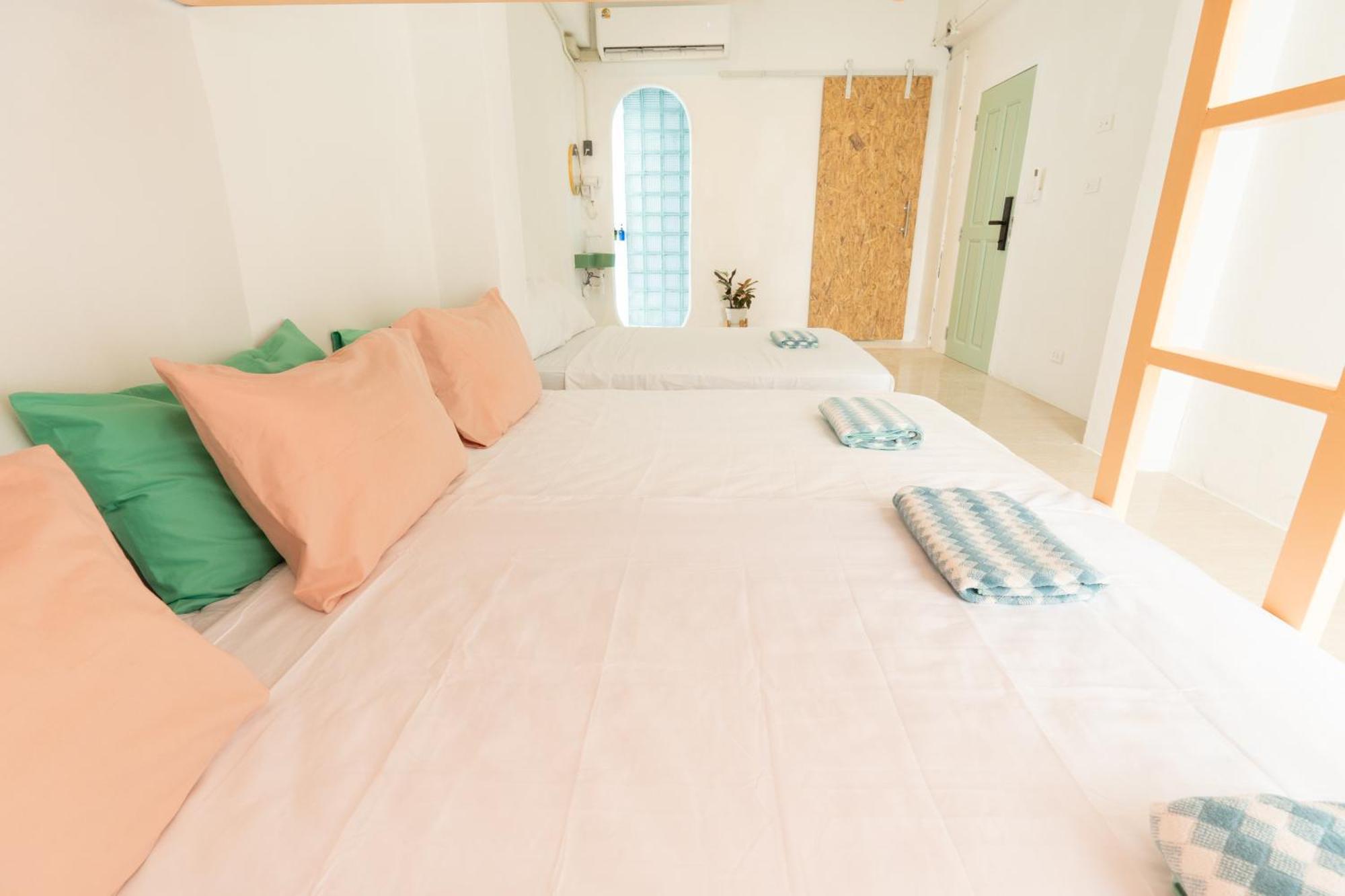 Hotel Easy Sunday Khaosan Beds 3*