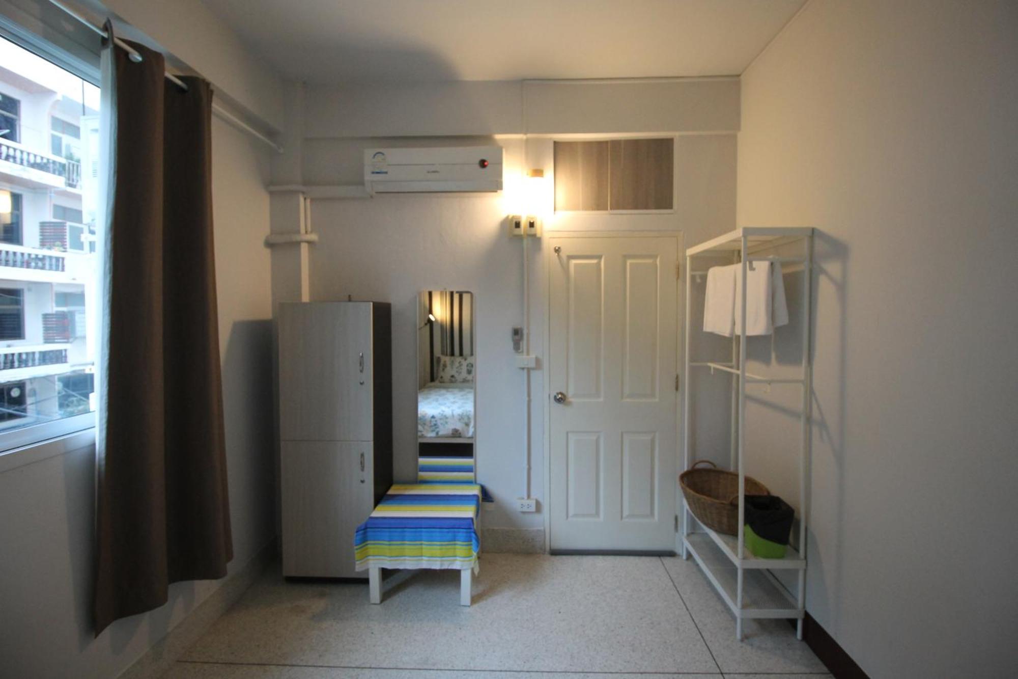 Baan Nampetch Hostel Bangkok