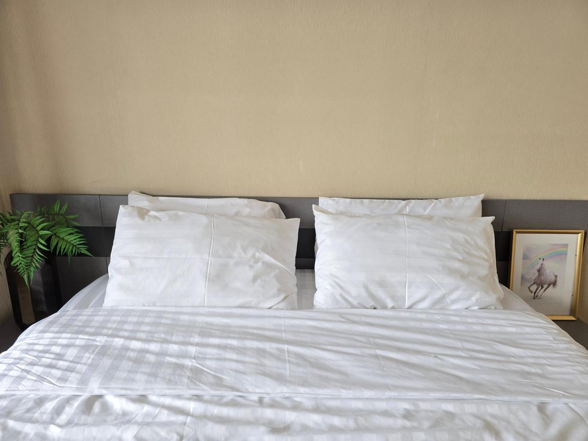 Selfcheckin The Statetower View Silom High Floor Near Bts With Individual Hi-speed Wifi Apartment