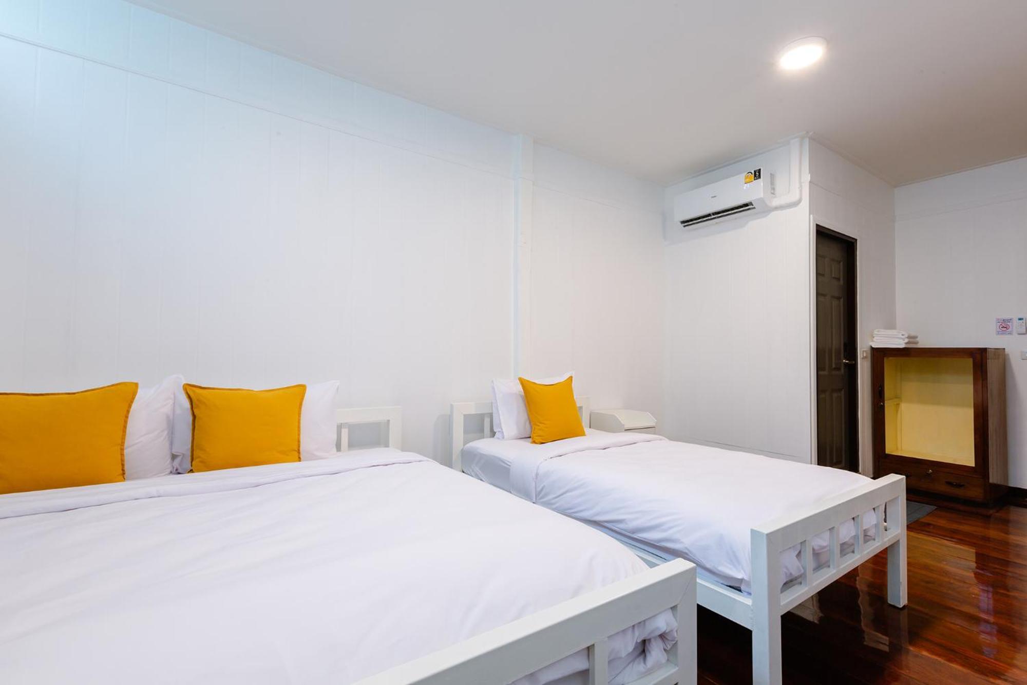 Asrama Diff Bangkok